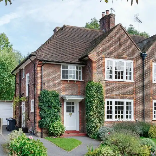 Scenarios 2 Image of UK family home - faulkners scenarios Ruislip