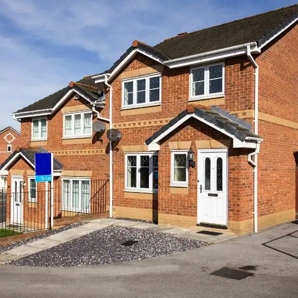 Can you start work without an agreement? 4 Image of UK home - Faulkners scenarios Ruislip